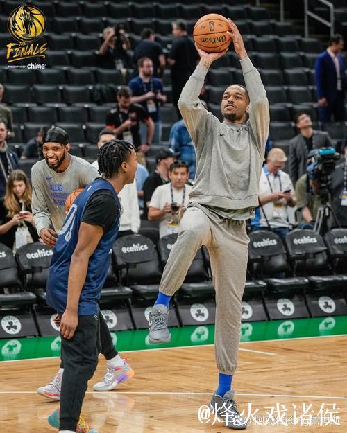 独行侠严阵以待！官媒晒盐湖城清晨赛前训练照